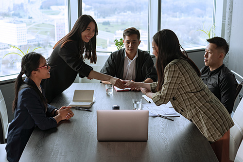 Teamwork Và Bài Học Kết Nối Giữa Các Thành Viên - Thư Viện Tri Thức